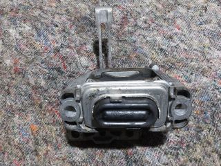 bontott AUDI A3 Motor Tartó Bak (Pozíciófüggetlen)