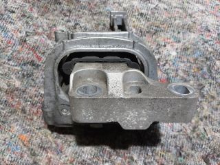 bontott AUDI A3 Motor Tartó Bak (Pozíciófüggetlen)