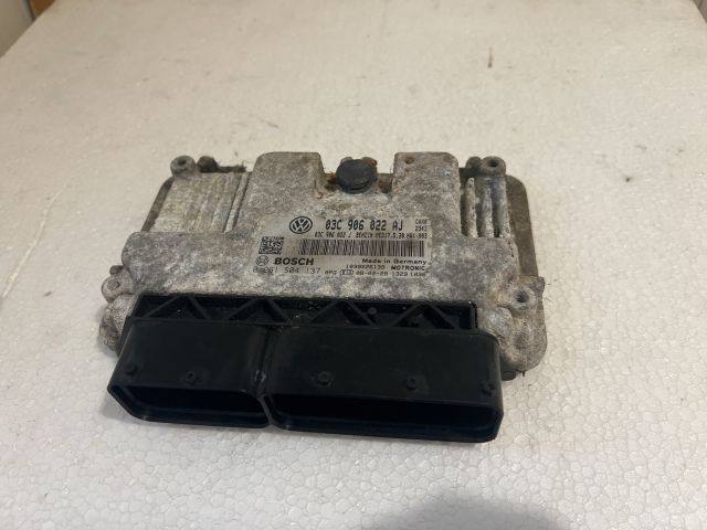 bontott AUDI A3 Motorvezérlő