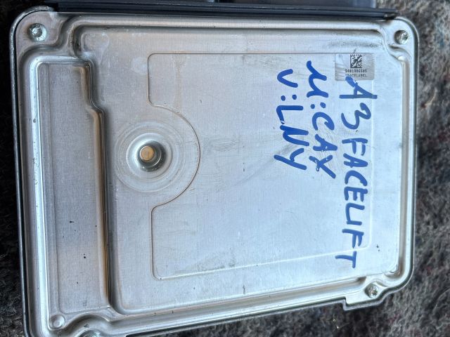 bontott AUDI A3 Motorvezérlő