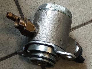 bontott AUDI A3 Nagynyomású Szivattyú