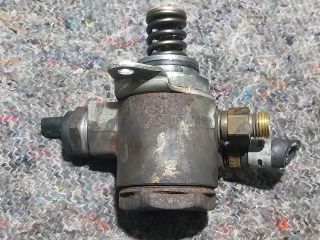 bontott AUDI A3 Nagynyomású Szivattyú