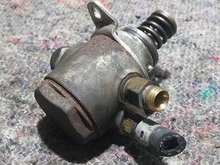 bontott AUDI A3 Nagynyomású Szivattyú