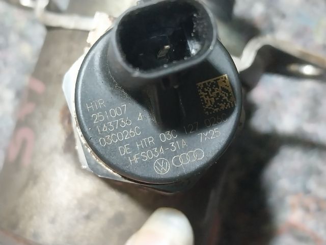 bontott AUDI A3 Nagynyomású Szivattyú