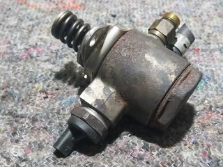 bontott AUDI A3 Nagynyomású Szivattyú