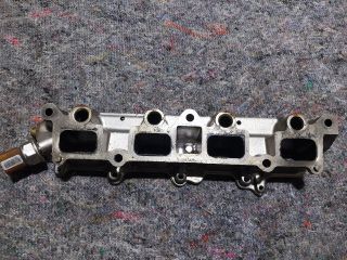 bontott AUDI A3 Nagynyomású Üzemanyag Gyűjtőcső