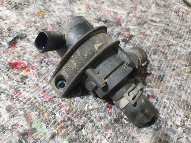 bontott AUDI A3 Vízpumpa