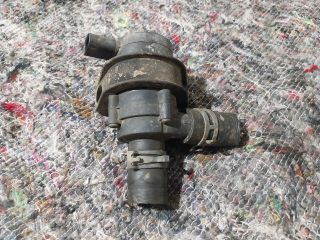 bontott AUDI A3 Vízpumpa