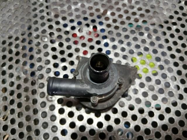 bontott AUDI A3 Vízpumpa