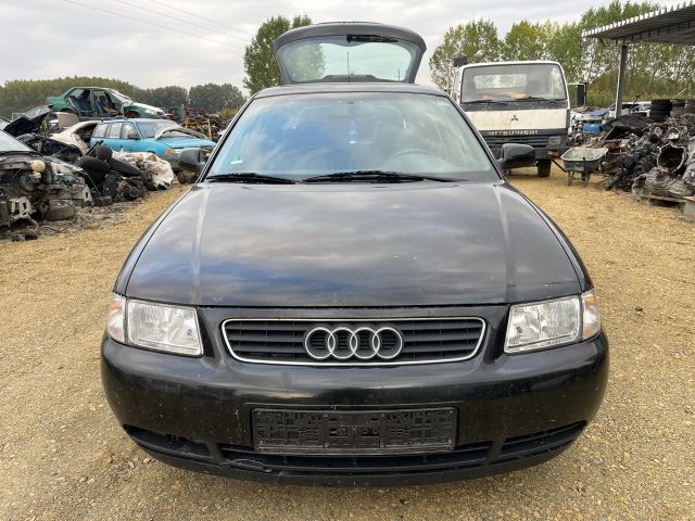 bontott AUDI A3 Bal első Gólyaláb (Lengécsillapító, Rugó)