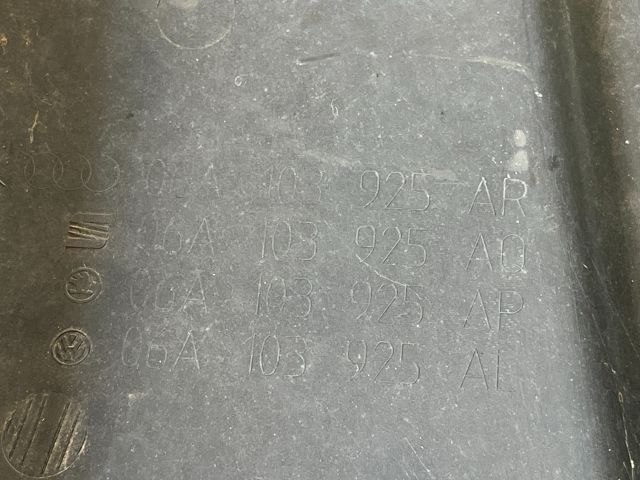 bontott AUDI A3 Felső Motorburkolat