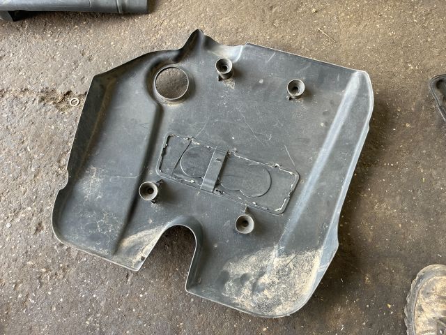 bontott AUDI A3 Felső Motorburkolat