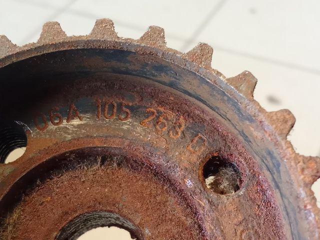 bontott AUDI A3 Főtengely Bordáskerék / Lánckerék