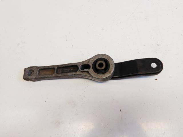 bontott AUDI A3 Billenésgátló Bak