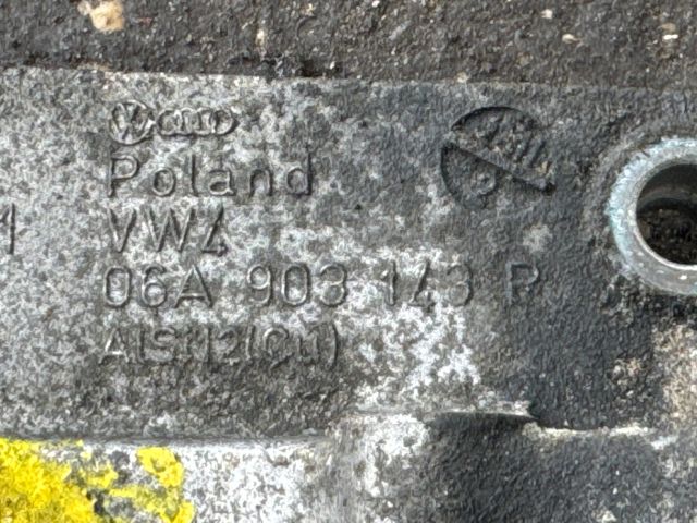 bontott AUDI A3 Generátor Tartó Bak