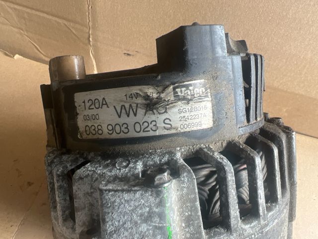 bontott AUDI A3 Generátor