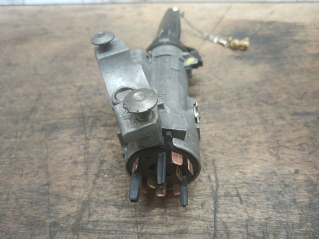 bontott AUDI A3 Gyújtáskapcsoló Házzal