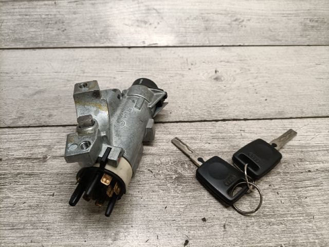 bontott AUDI A3 Gyújtáskapcsoló