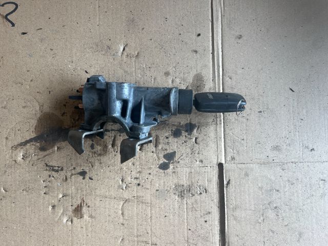 bontott AUDI A3 Gyújtáskapcsoló