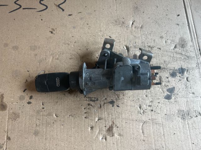 bontott AUDI A3 Gyújtáskapcsoló