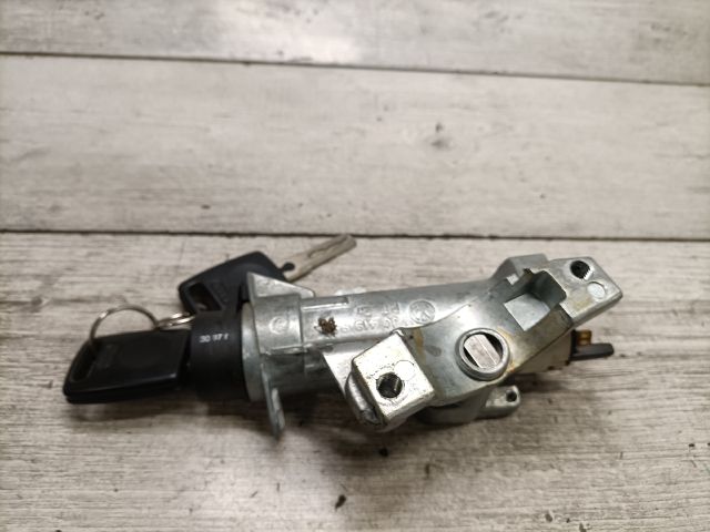 bontott AUDI A3 Gyújtáskapcsoló