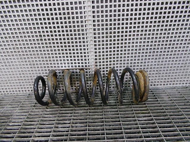 bontott AUDI A3 Hátsó Rugó