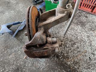 bontott AUDI A3 Jobb első Csonkállvány Kerékaggyal