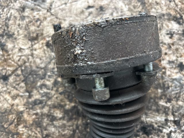 bontott AUDI A3 Jobb Féltengely