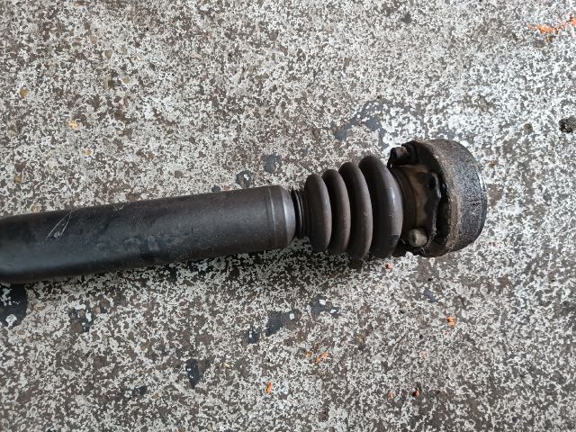 bontott AUDI A3 Jobb Féltengely