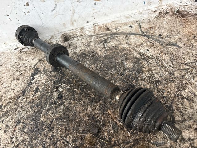 bontott AUDI A3 Jobb Féltengely