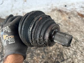 bontott AUDI A3 Jobb Féltengely