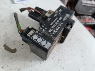 bontott AUDI A3 Klíma Relé