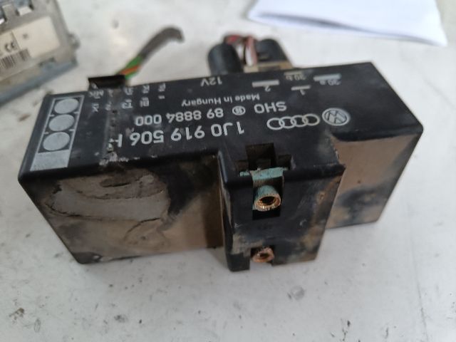 bontott AUDI A3 Klíma Relé