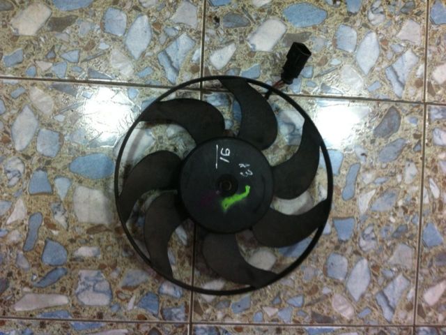 bontott AUDI A3 Klímahűtő Ventilátor