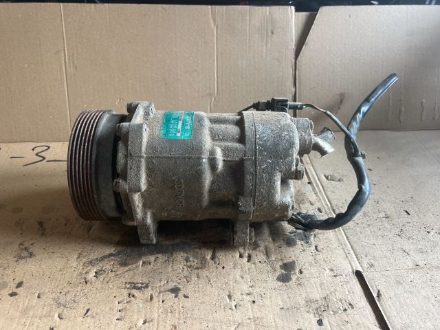 bontott AUDI A3 Klímakompresszor