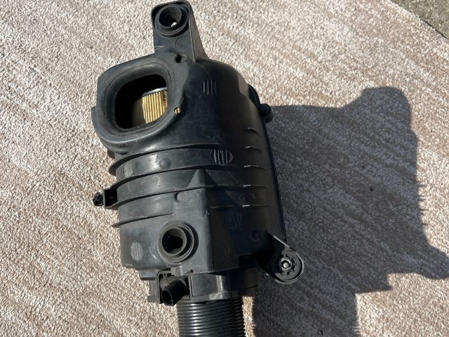 bontott AUDI A3 Légszűrő Ház