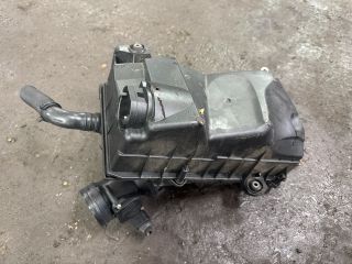 bontott AUDI A3 Légszűrő Ház