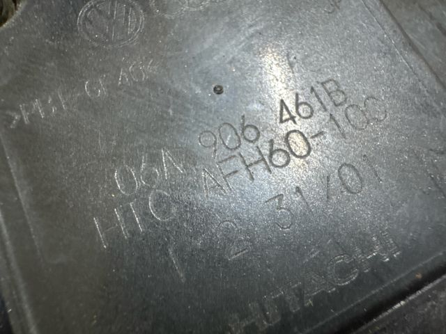 bontott AUDI A3 Légtömegmérő