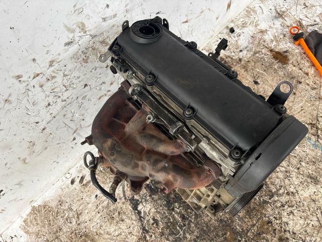 bontott AUDI A3 Motor (Fűzött blokk hengerfejjel)