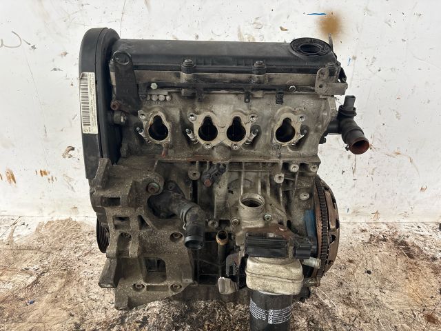 bontott AUDI A3 Motor (Fűzött blokk hengerfejjel)