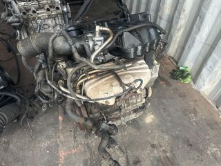 bontott AUDI A3 Motor (Fűzött blokk hengerfejjel)