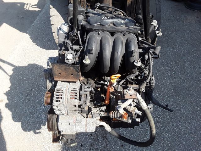 bontott AUDI A3 Motor (Fűzött blokk hengerfejjel)