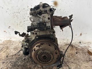 bontott AUDI A3 Motor (Fűzött blokk hengerfejjel)
