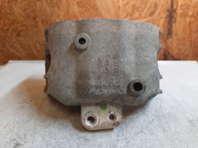 bontott AUDI A3 Motor Tartó Bak (Fém)