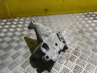 bontott AUDI A3 Motor Tartó Bak (Fém)