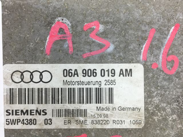 bontott AUDI A3 Motorvezérlő