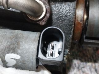 bontott AUDI A3 Nagynyomású Szivattyú