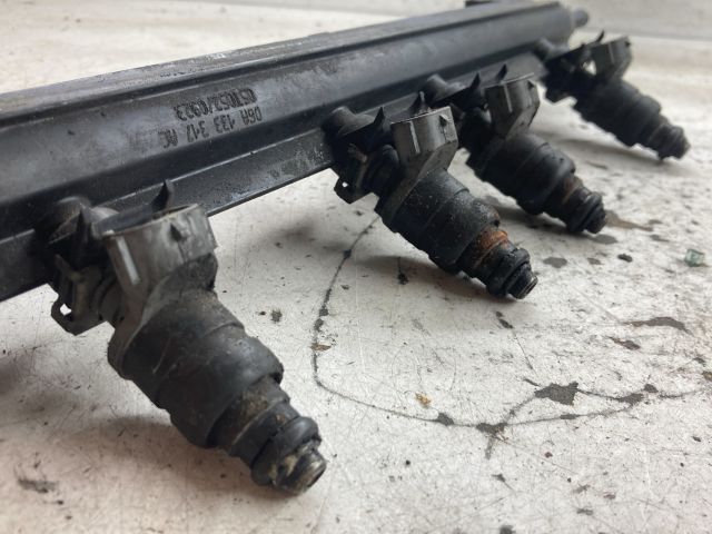 bontott AUDI A3 Porlasztó Sor / Híd