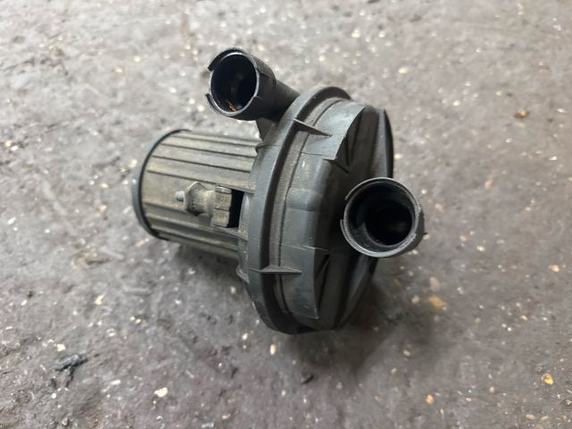 bontott AUDI A3 Szekunder Levegő Szivattyú