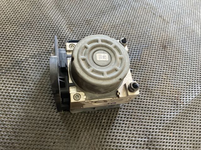 bontott AUDI A3 ABS Kocka